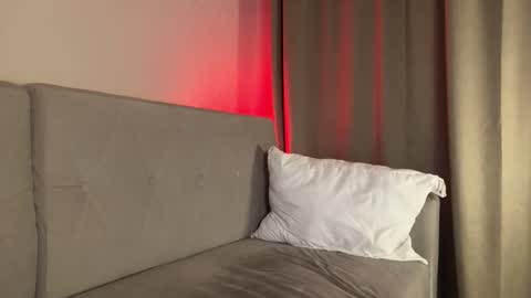 Amelia online show from March 16, 7:07 pm