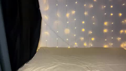 Tom and Betty online show from December 31, 11:09 am