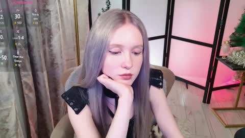 Sia online show from December 22, 5:52 pm