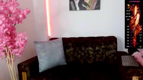 Snapshot of siamarlin chatting on February 17, 7:44 pm siamarlin online show from February 17, 7:44 pm