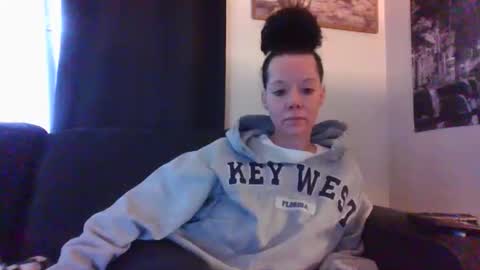 Snapshot of sidneyraee chatting on January 4, 5:47 pm Mrs. St. Patrickk online show from January 4, 5:47 pm