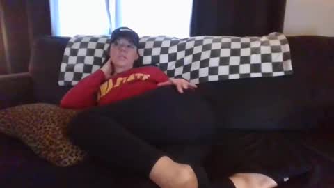 Snapshot of sidneyraee chatting on December 20, 4:57 pm Mrs. St. Patrickk online show from December 20, 4:57 pm