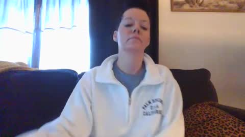 Snapshot of sidneyraee chatting on January 1, 9:31 pm Mrs. St. Patrickk online show from January 1, 9:31 pm