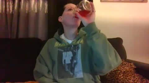 Snapshot of sidneyraee chatting on January 1, 1:58 am Mrs. St. Patrickk online show from January 1, 1:58 am