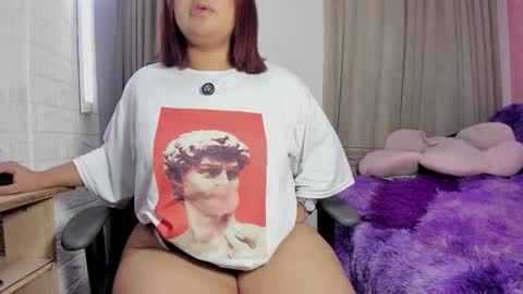 sienna_lux01 online show from February 24, 6:44 pm