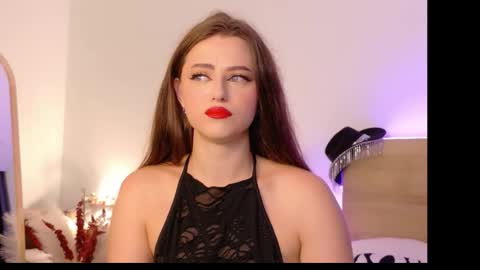 Snapshot of sienna_voss chatting on October 15, 9:04 pm sienna_voss online show from October 15, 9:04 pm