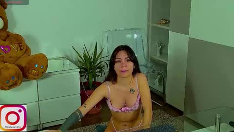 siennaluxexx online show from January 13, 12:51 am