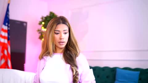 Sienna online show from February 19, 10:58 am