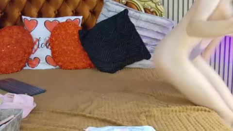 SiennaShapiro online show from December 23, 1:12 am