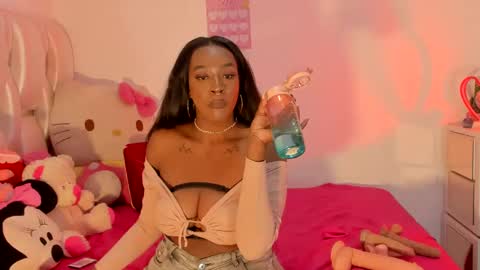 sierra_violet online show from March 1, 7:51 am