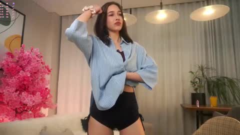 Snapshot of signehinz chatting on October 8, 11:27 am Eva online show from October 8, 11:27 am