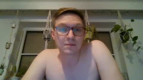 silent_control93 online show from January 28, 8:15 pm