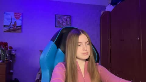 Erica online show from April 23, 8:44 am