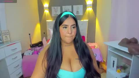 Snapshot of silvana_cruzz chatting on October 23, 2:46 am Silvana cruzzz online show from October 23, 2:46 am