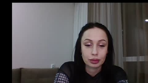 silver_still online show from April 10, 5:50 pm