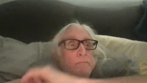 Liam online show from March 24, 9:04 am