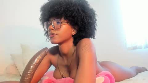 silverosequeen online show from March 15, 2:31 pm