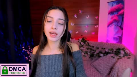 Snapshot of silvia_queen1 chatting on December 21, 9:04 pm Silvia nude in pvt online show from December 21, 9:04 pm