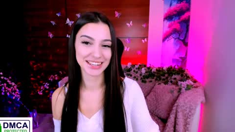 Snapshot of silvia_queen1 chatting on December 28, 12:57 am Silvia nude in pvt online show from December 28, 12:57 am