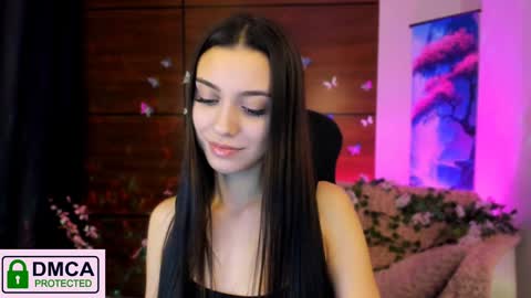 Snapshot of silvia_queen1 chatting on January 8, 1:00 am Silvia nude in pvt online show from January 8, 1:00 am