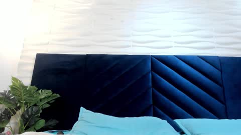 simon_durand online show from March 23, 8:30 am