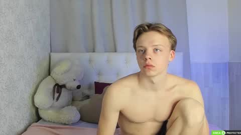 Simon online show from March 18, 8:31 am