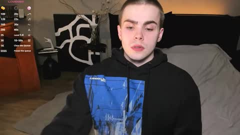 Simon online show from February 22, 9:06 pm