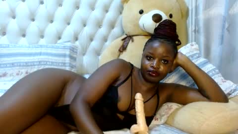 simply_eve1 online show from July 9, 2:37 am