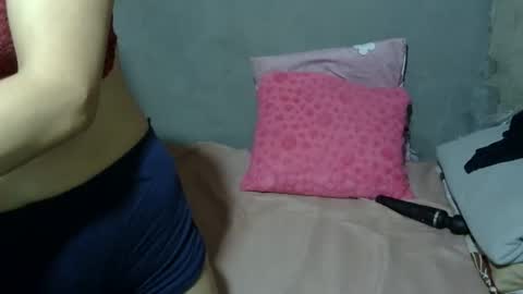 mia online show from March 24, 11:49 am