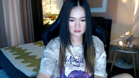 Adrianna Fowler online show from December 20, 2:18 am