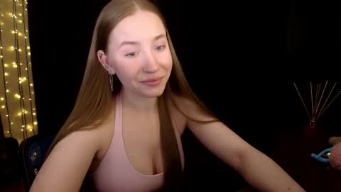 Sindi online show from April 15, 3:26 pm