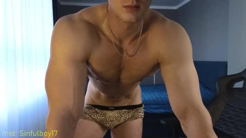 Richard online show from November 8, 12:30 pm