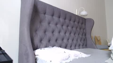 Lina online show from October 29, 9:55 am