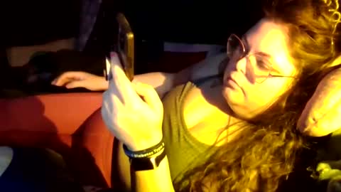 Snapshot of siofra chatting on September 29, 12:53 am Siofra online show from September 29, 12:53 am