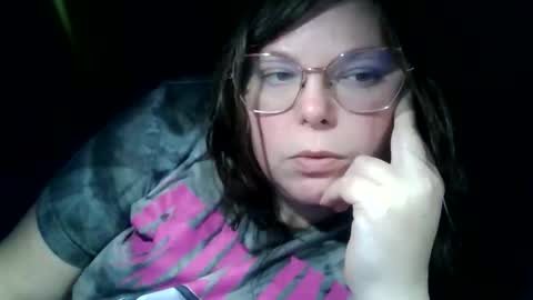 Siofra online show from November 1, 2:01 am