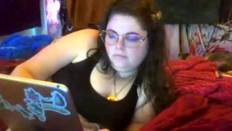 Snapshot of siofra chatting on October 14, 3:15 pm Siofra online show from October 14, 3:15 pm