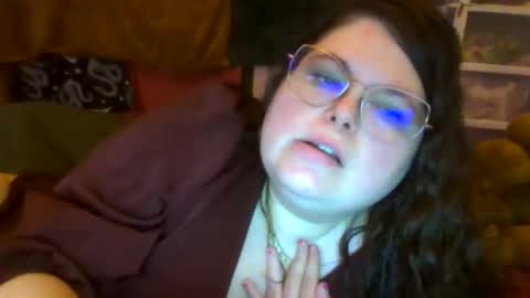 Snapshot of siofra chatting on October 15, 5:58 pm Siofra online show from October 15, 5:58 pm