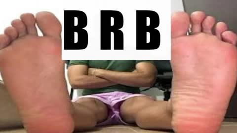 only foot                         worshipers here online show from May 13, 5:17 am