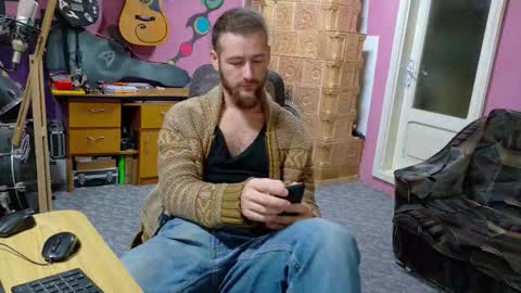 I am The Fourth and only Sir. Pelo online show from November 8, 11:35 am