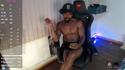 siriss_boyrag online show from December 2, 1:37 am