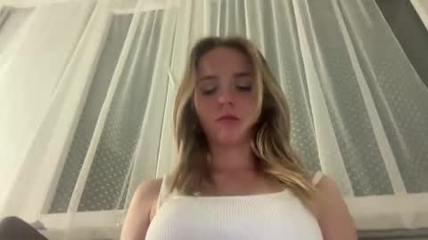Sisi Bunny online show from May 11, 7:44 pm
