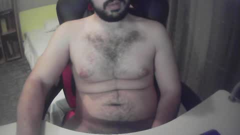 sissy_bear_ online show from May 24, 1:02 am