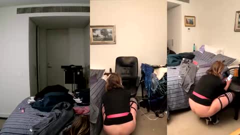 Snapshot of sissycdmish chatting on September 22, 5:28 pm SissyCDMish online show from September 22, 5:28 pm