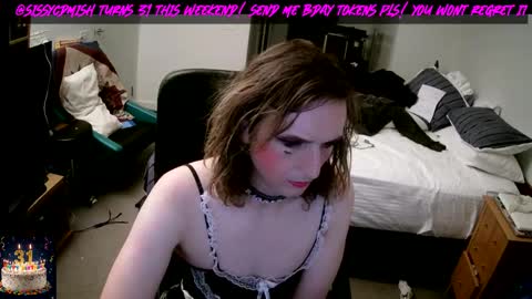 Snapshot of sissycdmish chatting on October 12, 3:15 pm SissyCDMish online show from October 12, 3:15 pm