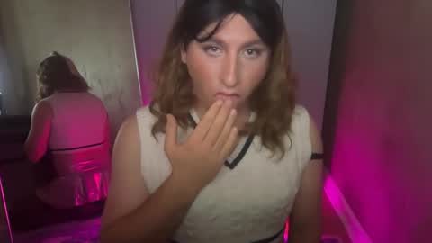 sissymaddieee online show from March 10, 6:45 pm