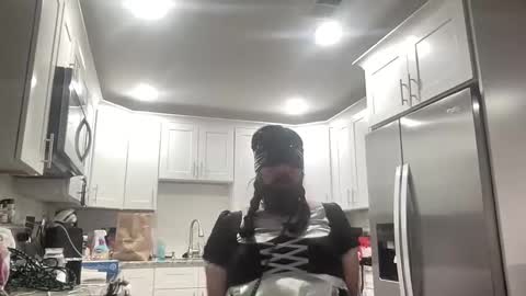 Snapshot of sissyslave15 chatting on October 26, 6:03 am HumiliationSissy online show from October 26, 6:03 am