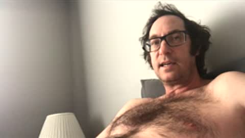 sixfootseven online show from February 13, 4:54 pm