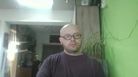 sixten113 online show from March 23, 7:13 am