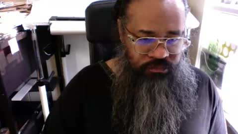 Snapshot of siyah_sakal chatting on January 16, 2:08 pm siyah_sakal online show from January 16, 2:08 pm