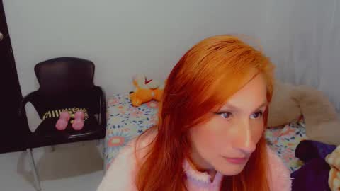 Snapshot of skarlett2072 chatting on September 13, 10:50 am Arlett online show from September 13, 10:50 am
